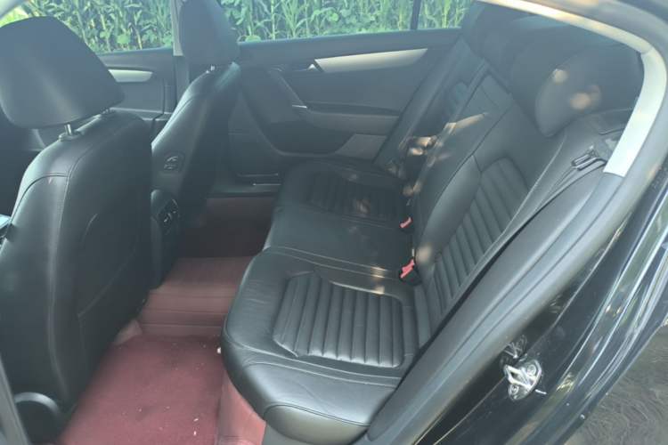 Used Volkswagen Magotan 2016 1.8TSI Smart Enjoyment Leading Model Left Rear Seat
