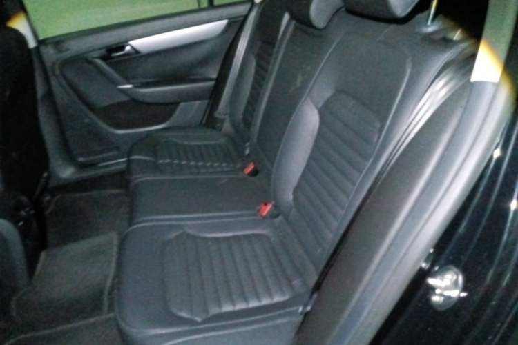 Used Volkswagen Magotan 2016 1.8TSI Smart Enjoyment Leading Model Left Rear Seat