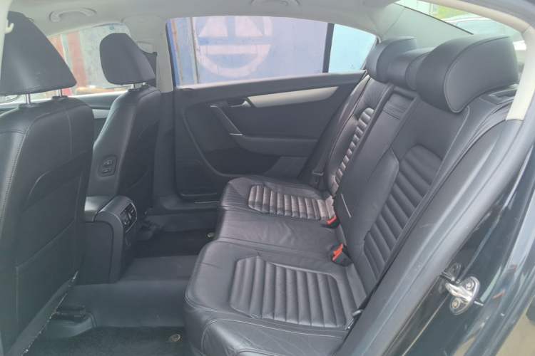 Used Volkswagen Magotan 2016 1.8TSI Smart Enjoyment Leading Model Left Rear Seat