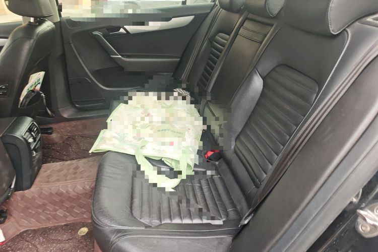 Used Volkswagen Magotan 2016 1.8TSI Smart Comfort Model Left Rear Seat