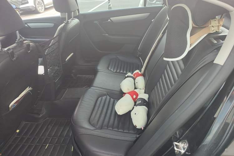 Used Volkswagen Magotan 2016 1.8TSI Smart Enjoyment Leading Model Left Rear Seat
