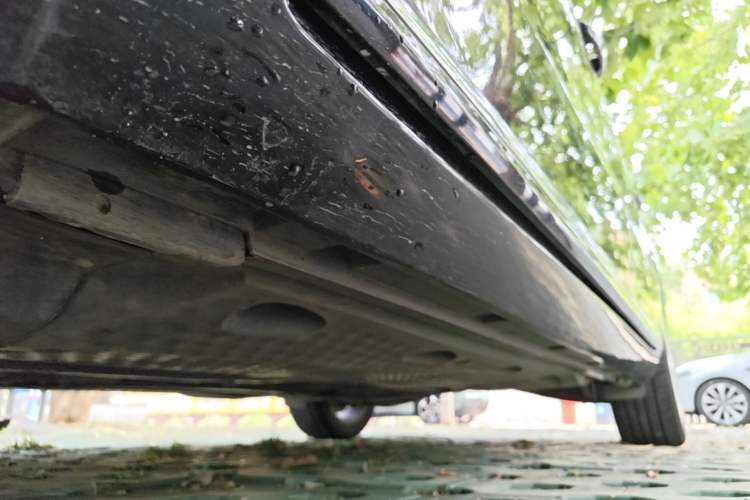 Used Volkswagen Magotan 2016 1.8TSI Smart Comfort Model Left Side Sill