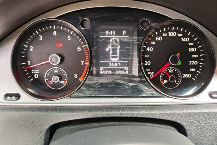 Used Volkswagen Magotan 2016 1.8TSI Smart Enjoyment Leading Model Odometer Close Up