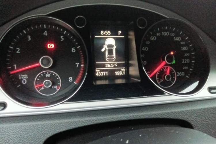 Used Volkswagen Magotan 2016 1.8TSI Smart Enjoyment Leading Model Odometer Close Up