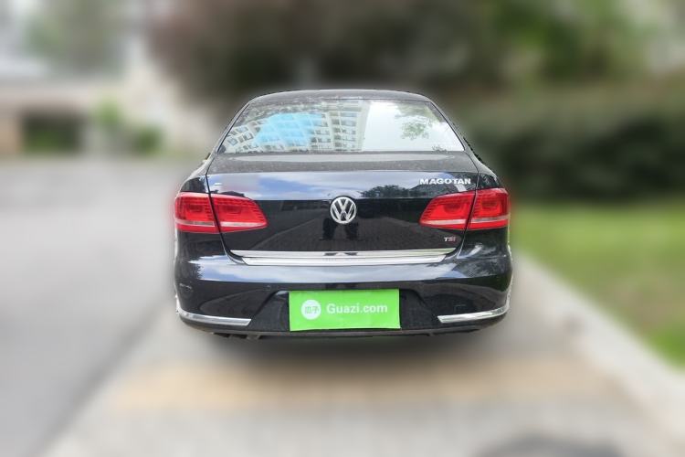 Used Volkswagen Magotan 2016 1.8TSI 25th Anniversary Edition Rear