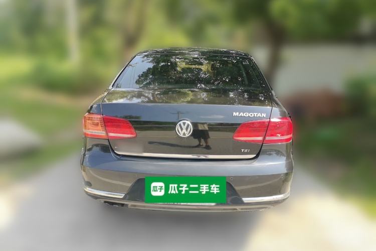 Used Volkswagen Magotan 2016 1.8TSI Smart Comfort Model Rear