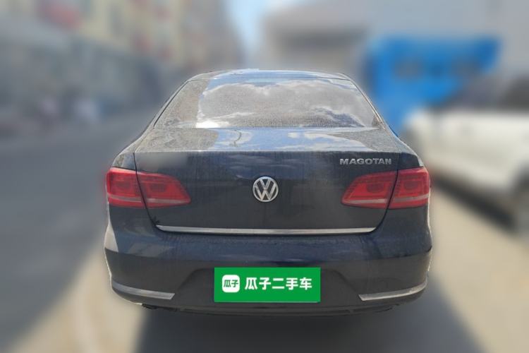 Used Volkswagen Magotan 2016 1.8TSI Luxury Comfort Model Rear