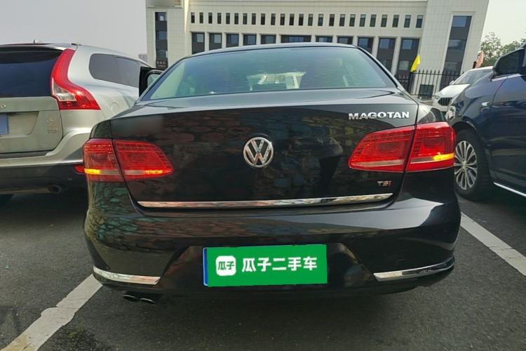 Used Volkswagen Magotan 2016 1.8TSI Smart Comfort Model Rear