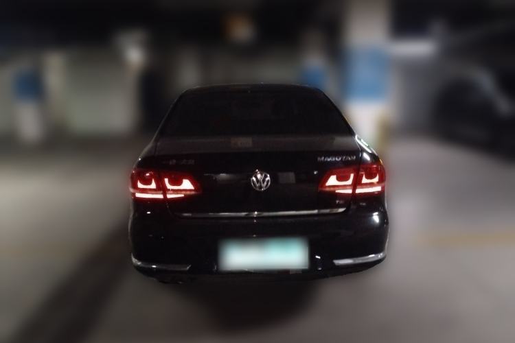 Used Volkswagen Magotan 2016 1.8TSI Luxury Comfort Model Rear