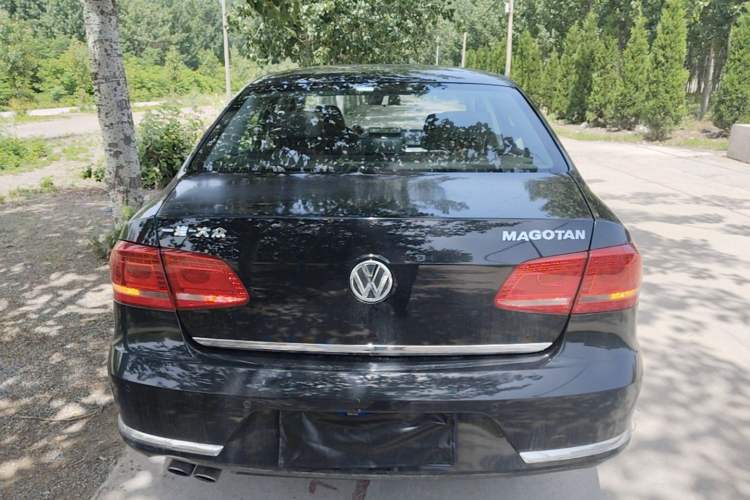Used Volkswagen Magotan 2016 1.8TSI Smart Comfort Model Rear