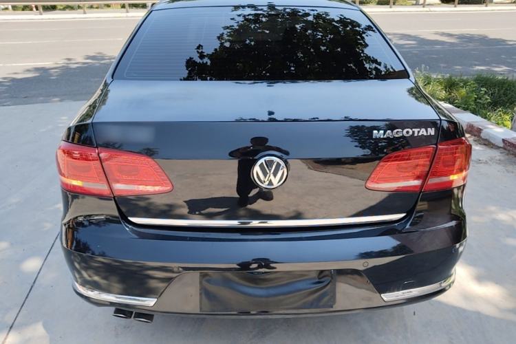 Used Volkswagen Magotan 2016 1.8TSI Smart Comfort Model Rear