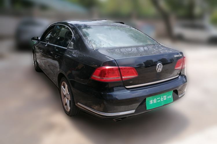 Used Volkswagen Magotan 2016 1.8TSI Luxury Comfort Model Rear Left 45 Deg