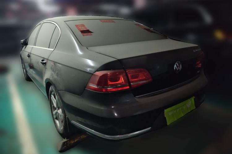 Used Volkswagen Magotan 2016 1.8TSI Luxury Comfort Model Rear Left 45 Deg