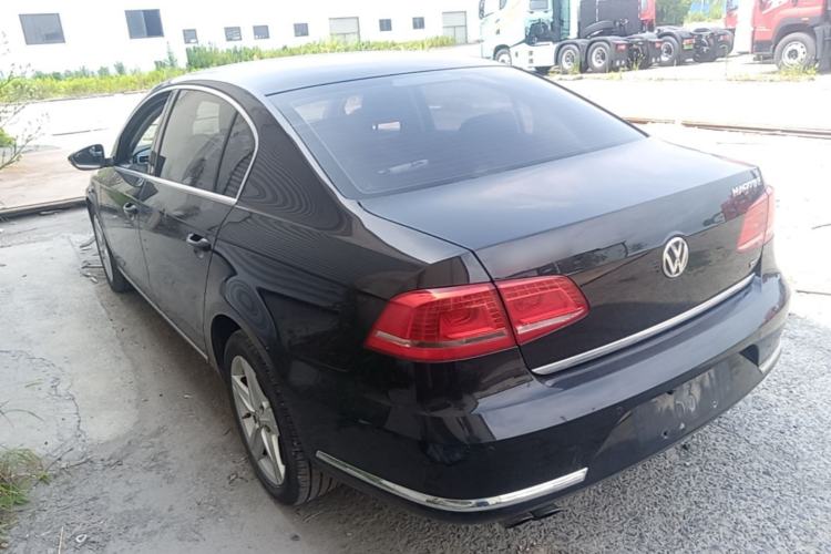 Used Volkswagen Magotan 2016 1.8TSI Luxury Comfort Model Rear Left 45 Deg