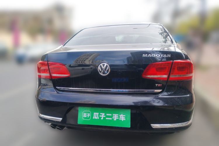 Used Volkswagen Magotan 2016 1.8TSI Smart Comfort Model Rear