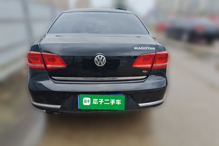 Used Volkswagen Magotan 2016 1.8TSI Smart Comfort Model Rear