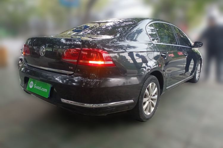 Used Volkswagen Magotan 2016 1.8TSI Smart Comfort Model Rear Right 45 Deg