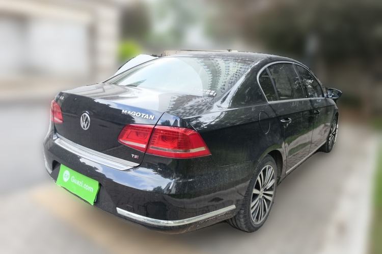 Used Volkswagen Magotan 2016 1.8TSI 25th Anniversary Edition Rear Right 45 Deg