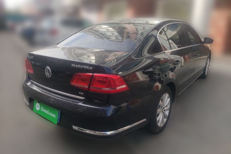Used Volkswagen Magotan 2016 1.8TSI Smart Comfort Model Rear Right 45 Deg