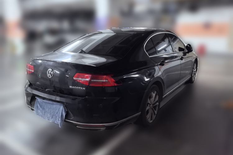 Used Volkswagen Magotan 2016 2.0 TSI Luxury Comfort Version Rear Right 45 Deg