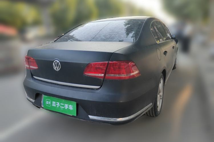 Used Volkswagen Magotan 2016 1.8TSI Luxury Comfort Model Rear Right 45 Deg