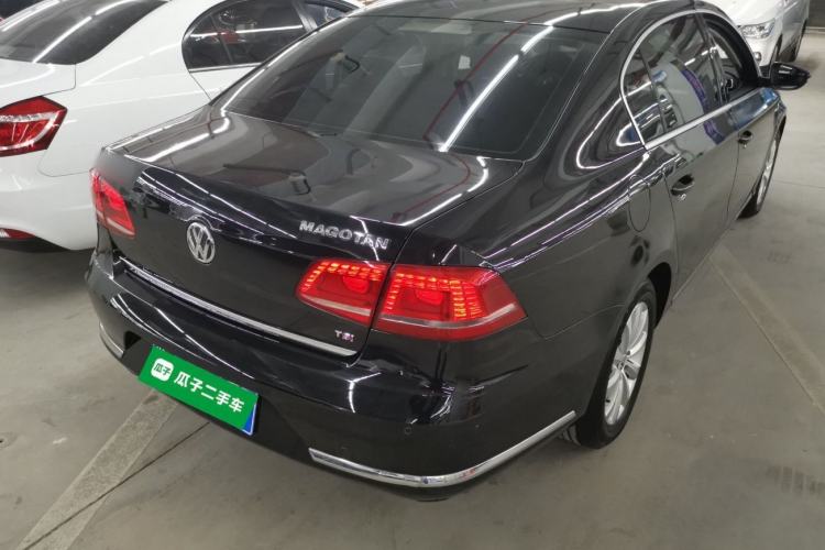 Used Volkswagen Magotan 2016 1.8TSI Smart Enjoyment Leading Model Rear Right 45 Deg