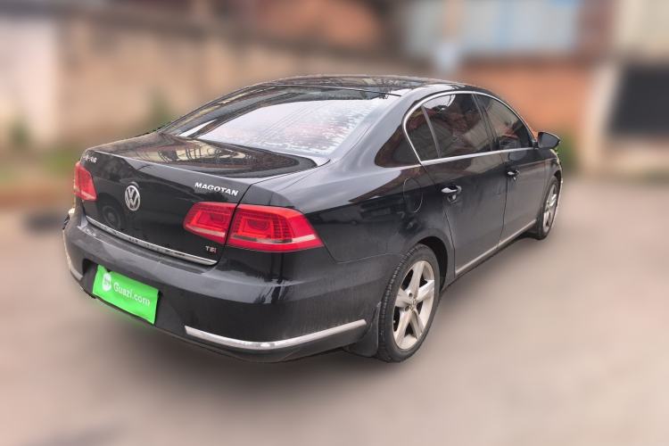 Used Volkswagen Magotan 2016 1.8TSI Luxury Comfort Model Rear Right 45 Deg