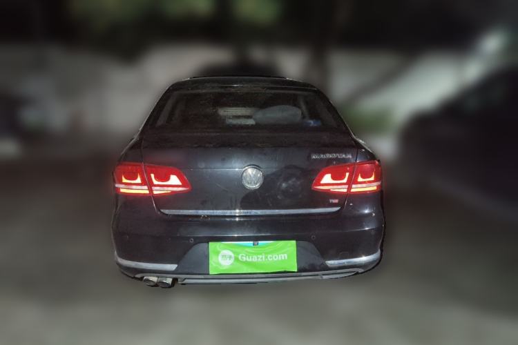 Used Volkswagen Magotan 2016 1.8TSI Luxury Comfort Model Rear