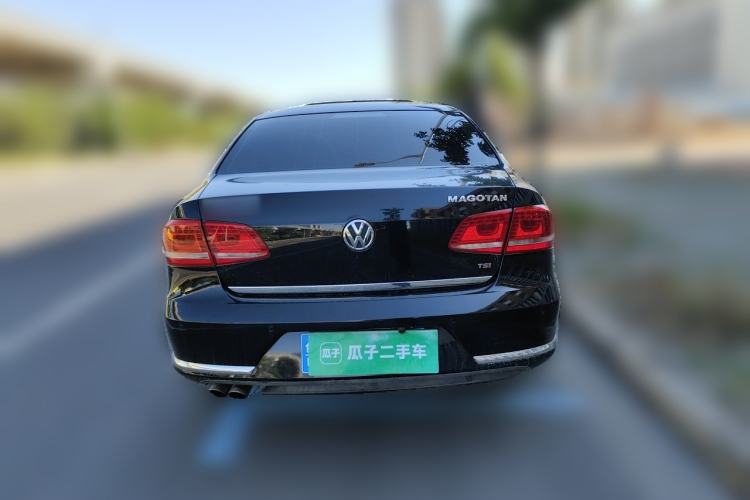 Used Volkswagen Magotan 2016 1.8TSI 25th Anniversary Edition Rear