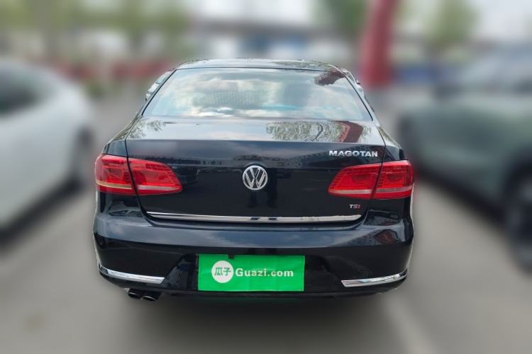 Used Volkswagen Magotan 2016 1.8TSI Smart Comfort Model Rear