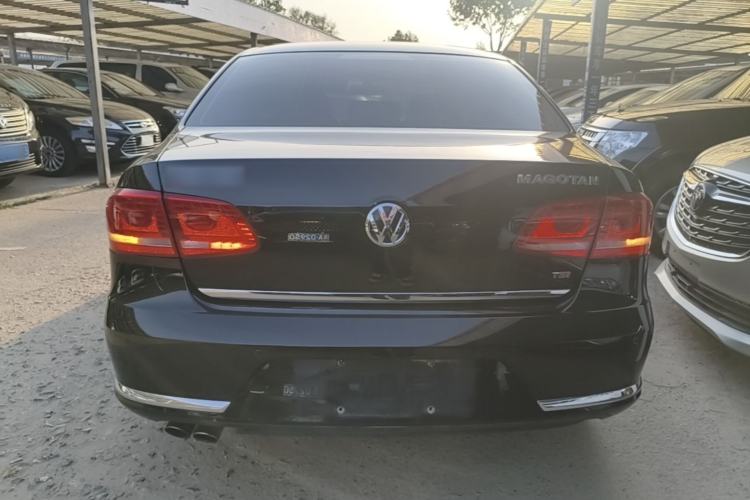 Used Volkswagen Magotan 2016 1.8TSI 25th Anniversary Edition Rear