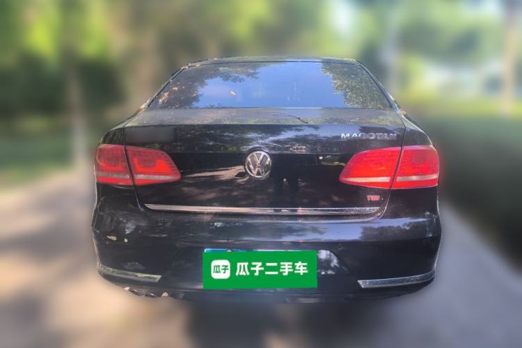 Used Volkswagen Magotan 2016 2.0 TSI Luxury Comfort Version Rear