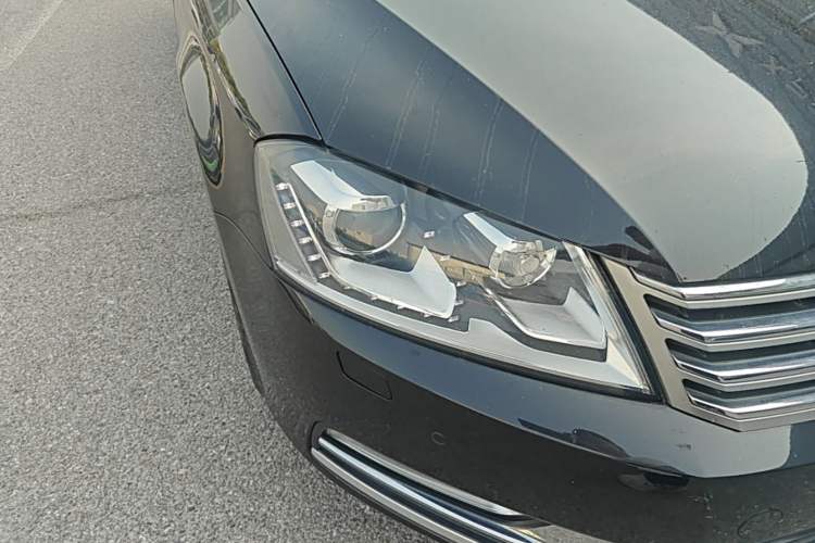 Used Volkswagen Magotan 2016 1.8TSI Smart Enjoyment Leading Model Right Front Headlight