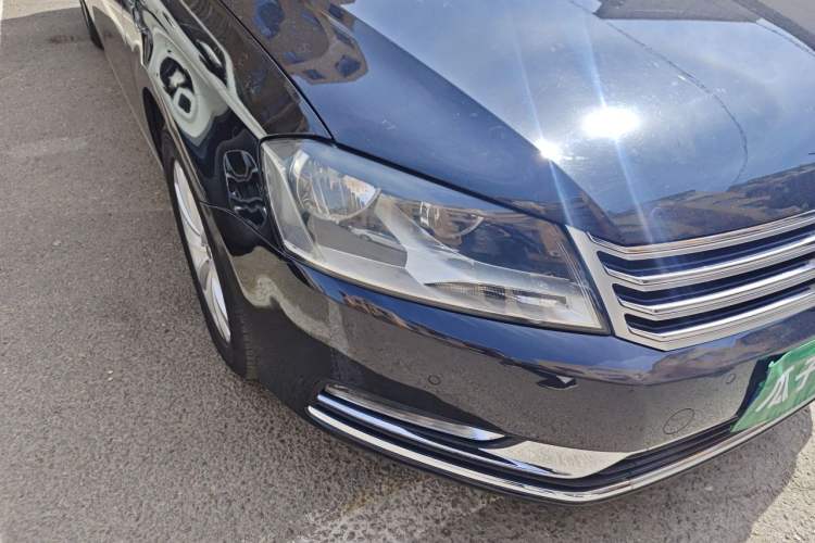 Used Volkswagen Magotan 2016 1.8TSI Smart Comfort Model Right Front Headlight