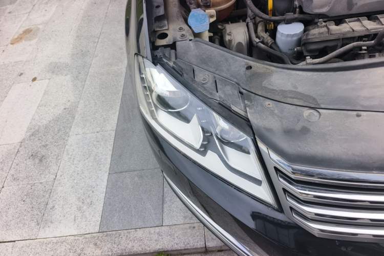 Used Volkswagen Magotan 2016 1.8TSI Smart Enjoyment Leading Model Right Front Headlight
