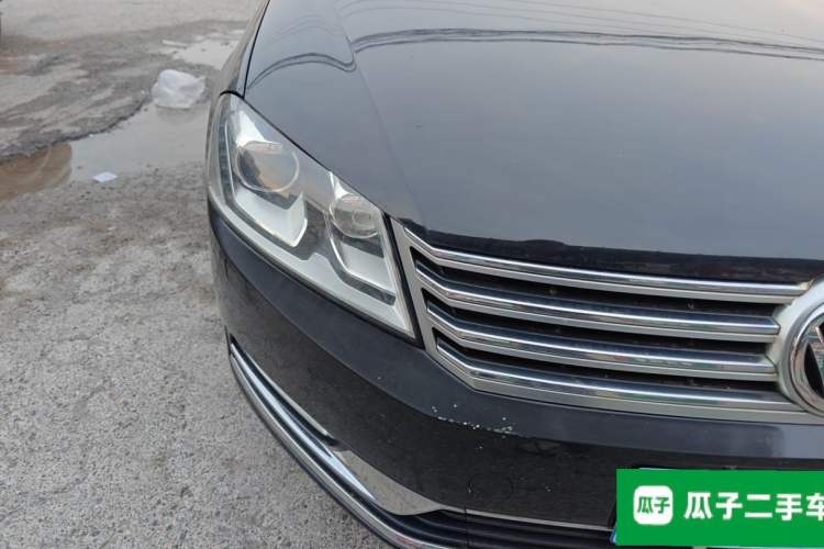 Used Volkswagen Magotan 2016 1.8TSI Luxury Comfort Model Right Front Headlight