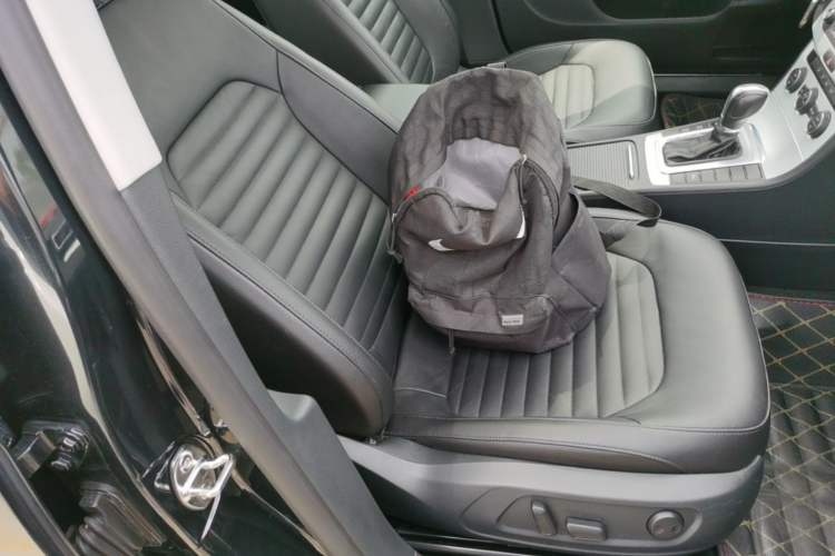 Used Volkswagen Magotan 2016 1.8TSI Smart Enjoyment Leading Model Right Front Seat