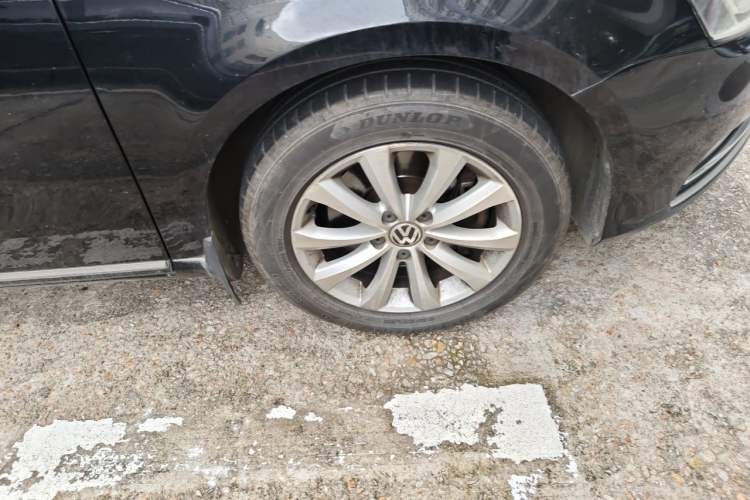 Used Volkswagen Magotan 2016 1.8TSI Smart Enjoyment Leading Model Right Front Wheel Hub