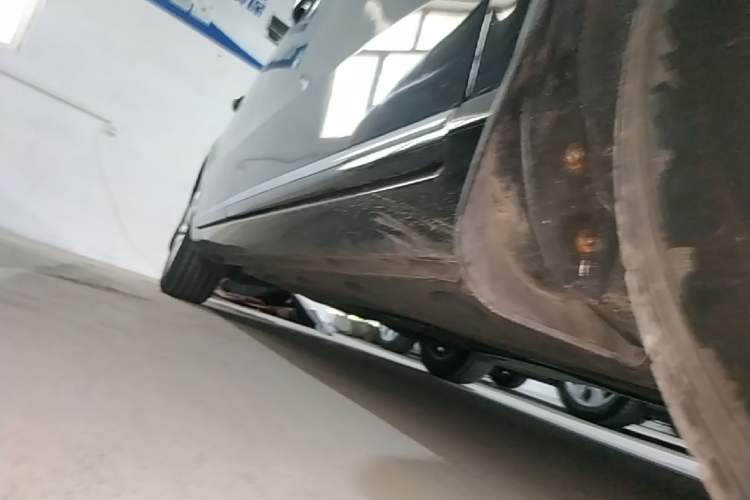 Used Volkswagen Magotan 2016 1.8TSI Smart Enjoyment Leading Model Right Side Sill