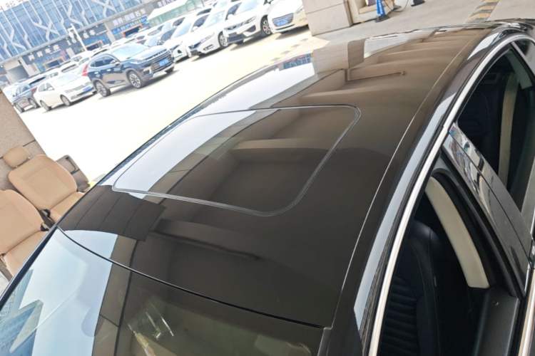 Used Volkswagen Magotan 2016 1.8TSI 25th Anniversary Edition Roof