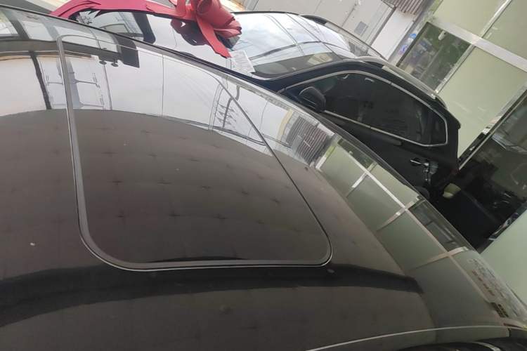 Used Volkswagen Magotan 2016 1.8TSI Luxury Comfort Model Roof