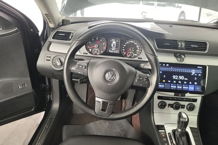 Used Volkswagen Magotan 2016 1.8TSI Smart Enjoyment Leading Model Steering Wheel