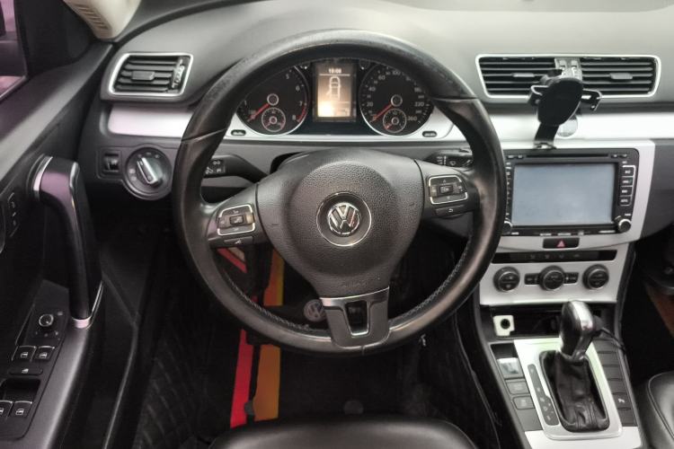 Used Volkswagen Magotan 2016 1.8TSI Smart Enjoyment Leading Model Steering Wheel