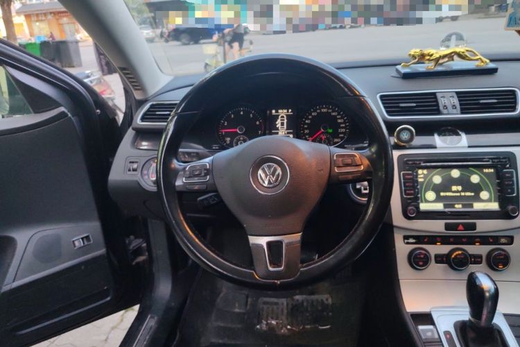 Used Volkswagen Magotan 2016 2.0 TSI Luxury Comfort Version Steering Wheel