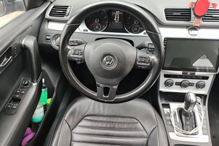 Used Volkswagen Magotan 2016 1.8TSI Smart Enjoyment Leading Model Steering Wheel