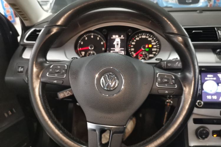 Used Volkswagen Magotan 2016 1.8TSI Smart Enjoyment Leading Model Steering Wheel
