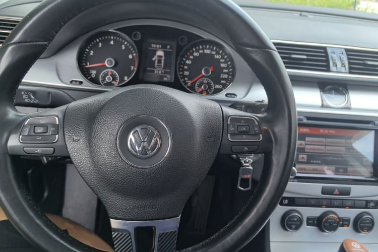 Used Volkswagen Magotan 2016 1.8TSI Smart Enjoyment Leading Model Steering Wheel