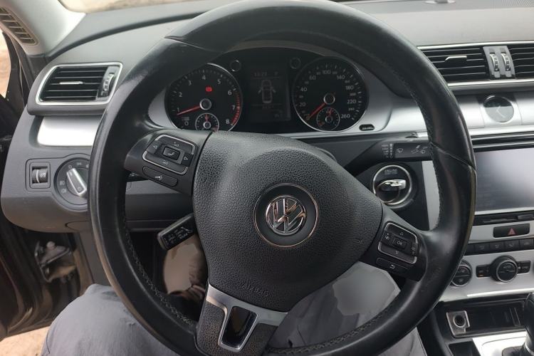 Used Volkswagen Magotan 2016 1.8TSI Smart Enjoyment Leading Model Steering Wheel