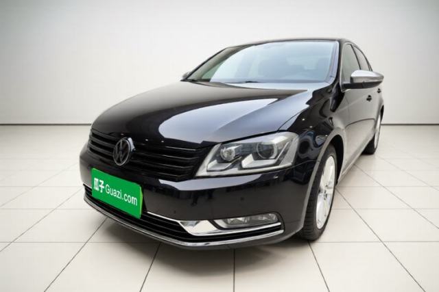 Ojetý Volkswagen Magotan 2016 2.0 TSI Luxury Comfort Version