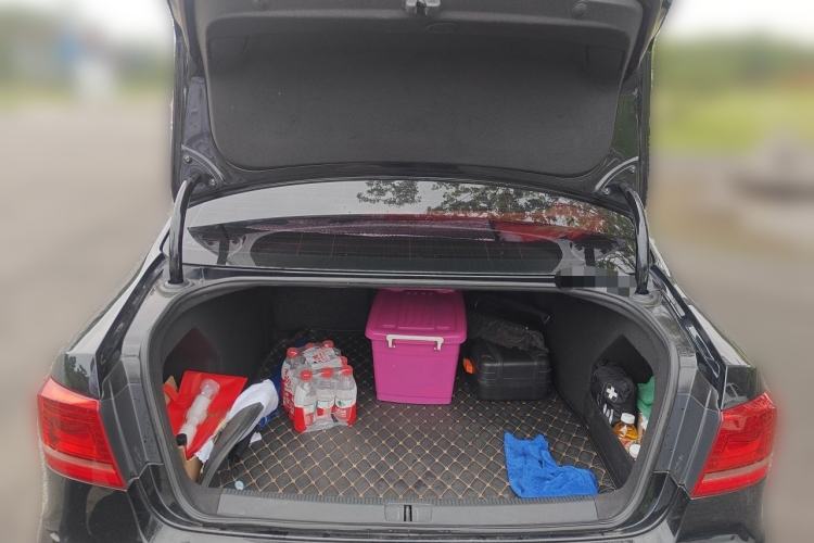 Used Volkswagen Magotan 2016 1.8TSI Smart Comfort Model Trunk